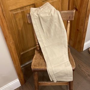 EUC khaki cropped pants
